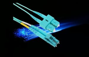 Dây cáp quang Multimode OM3 và OM4